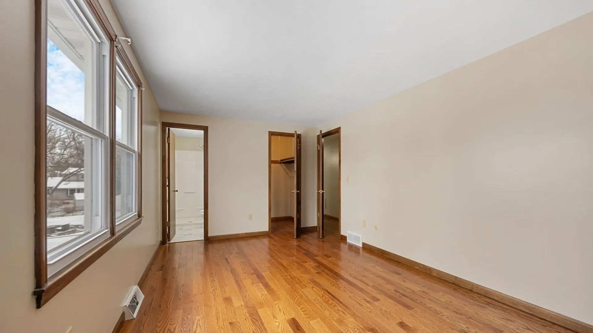 Property at 4957 Look Kinney Circle, Clay, NY 13088 29