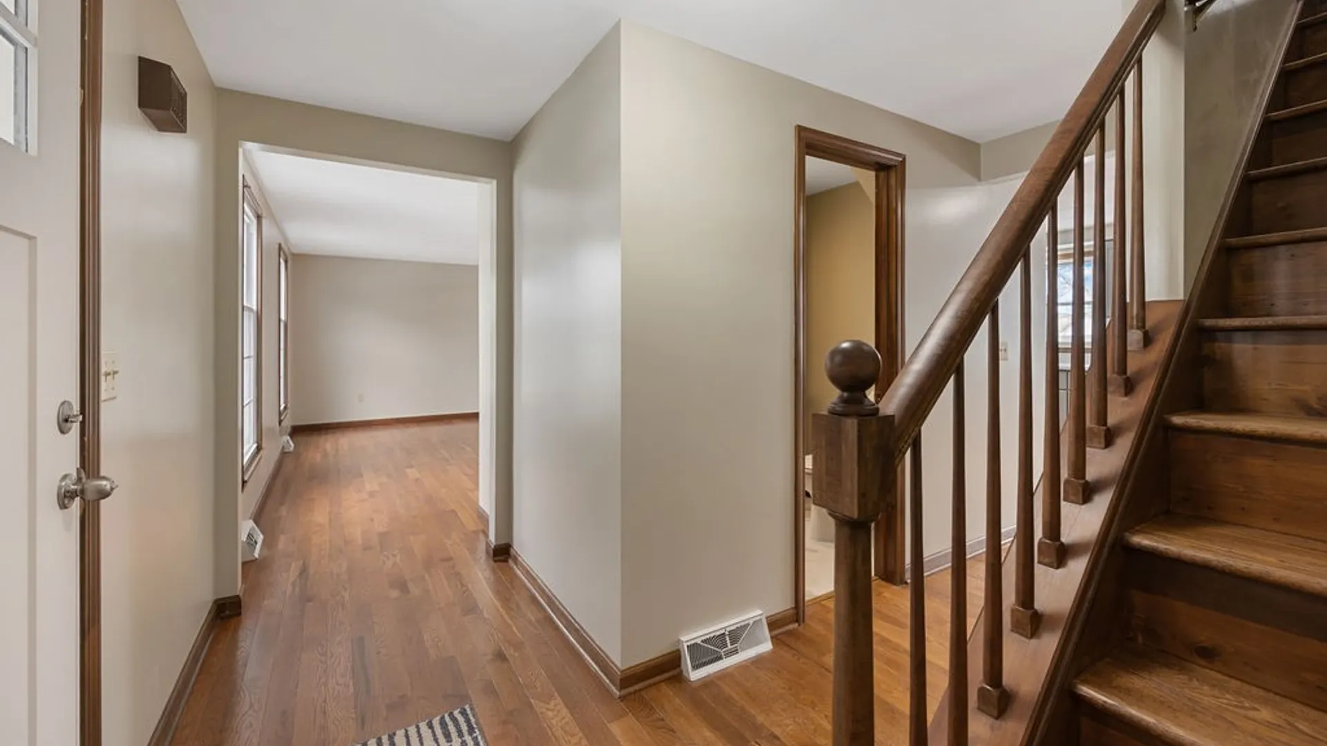 Property at 4957 Look Kinney Circle, Clay, NY 13088 6