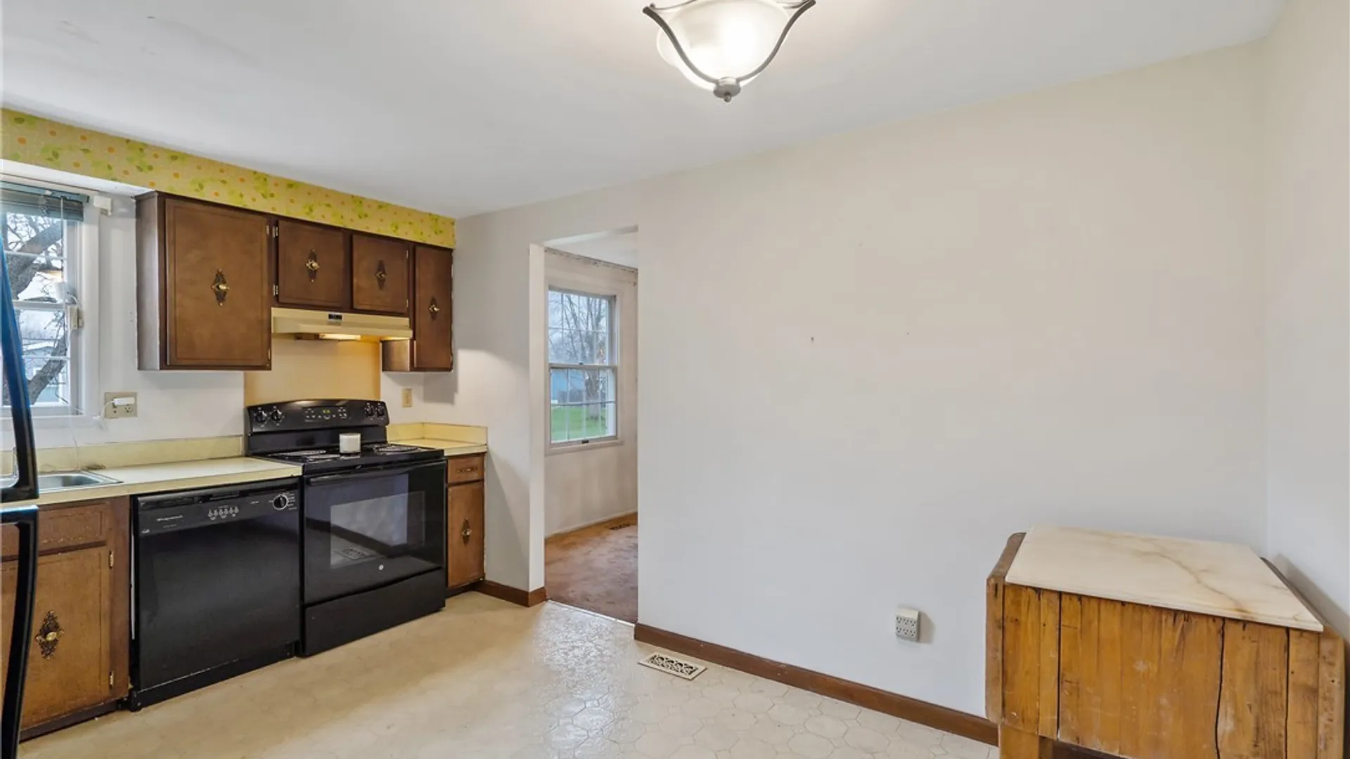 Property at 5984 Darby Road, Cicero, NY 13039 12