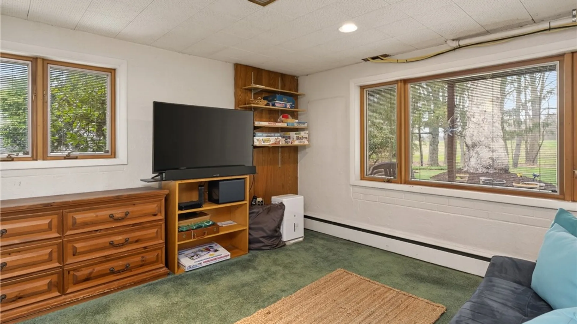 Property at 40 Country Club Drive, Pittsford, NY 14618 36