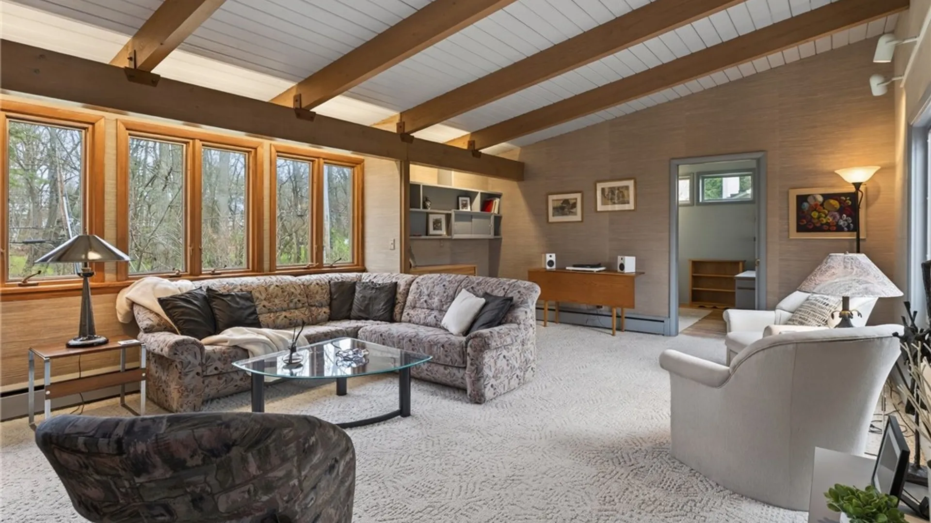 Property at 40 Country Club Drive, Pittsford, NY 14618 9