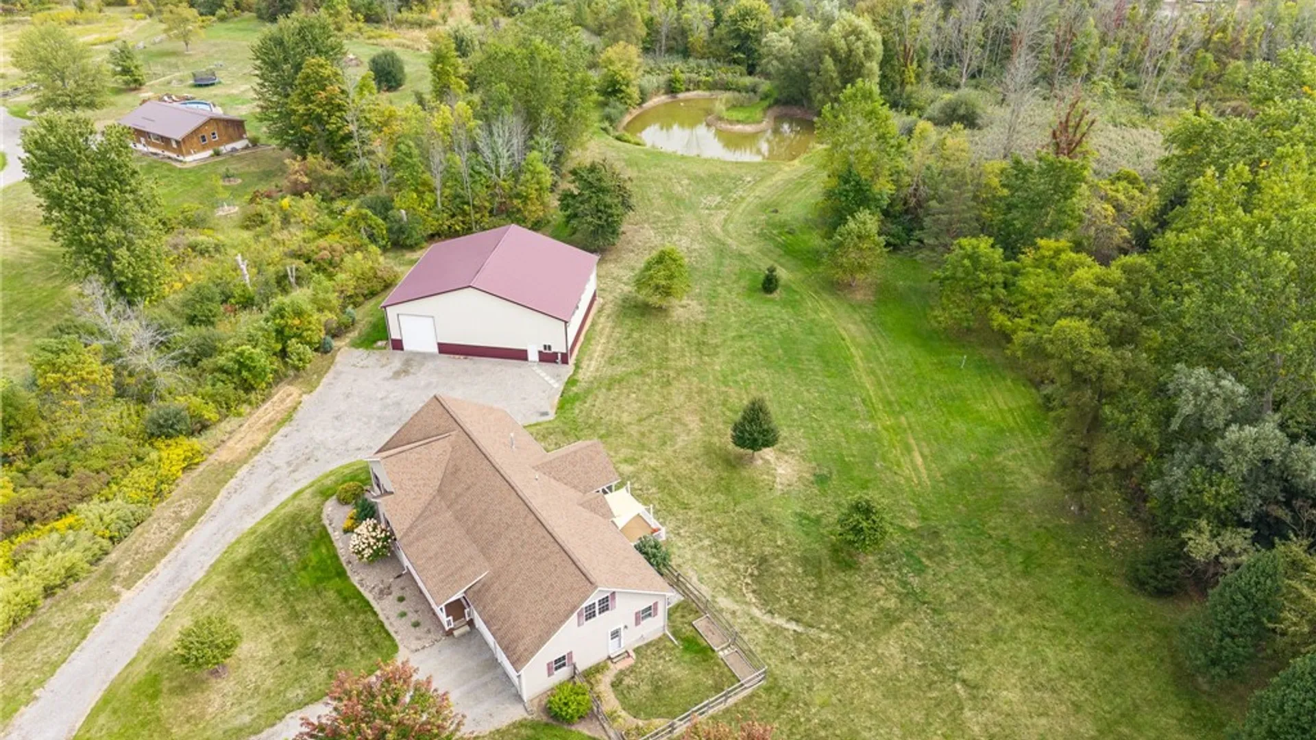 Property at 5393 Holley Byron Road, Clarendon, NY 14470 3