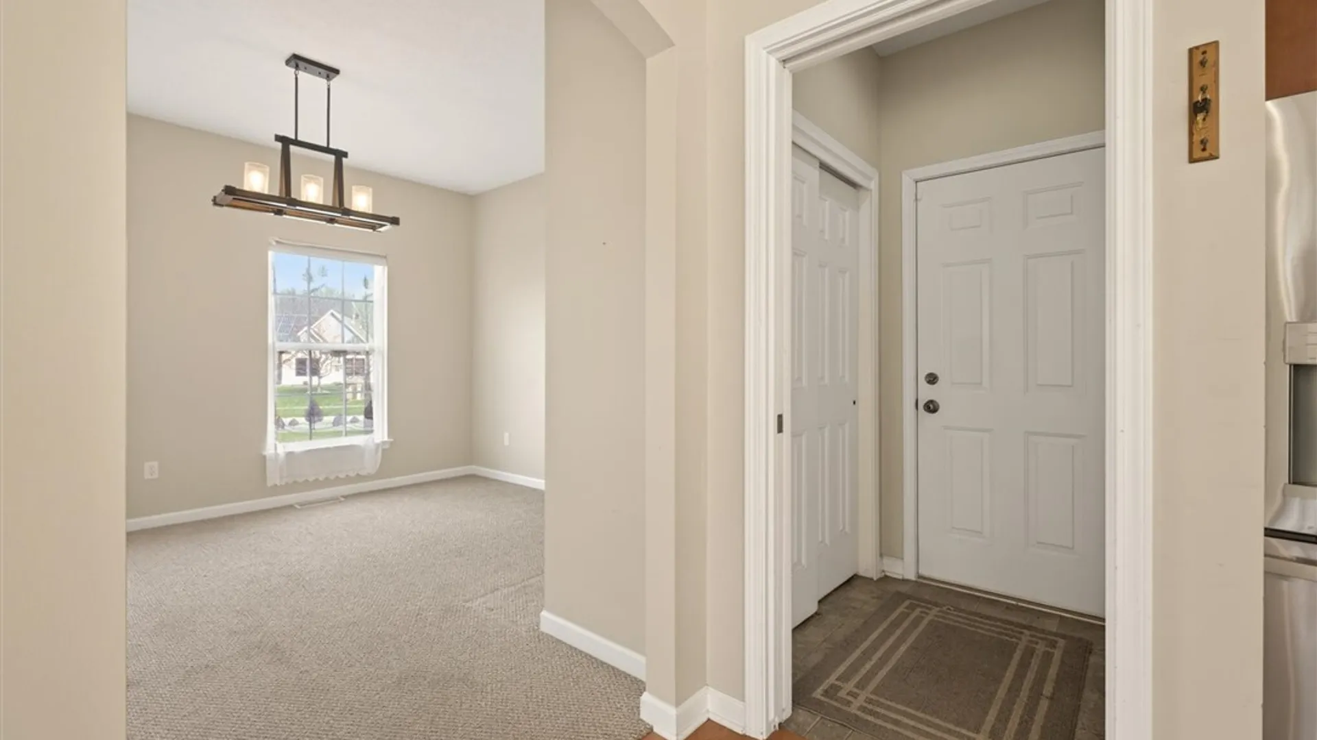 Property at 111 York Bay, Henrietta, NY 14586 18