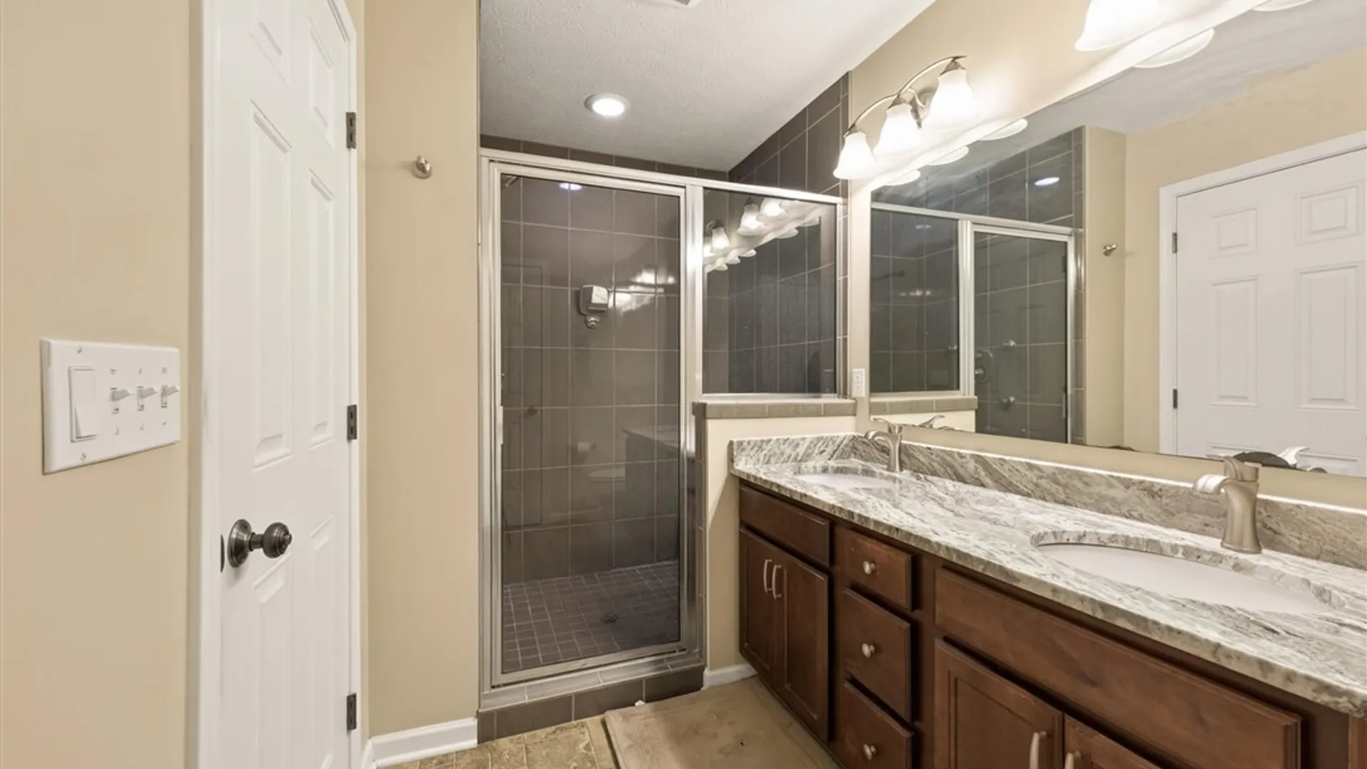 Property at 111 York Bay, Henrietta, NY 14586 22