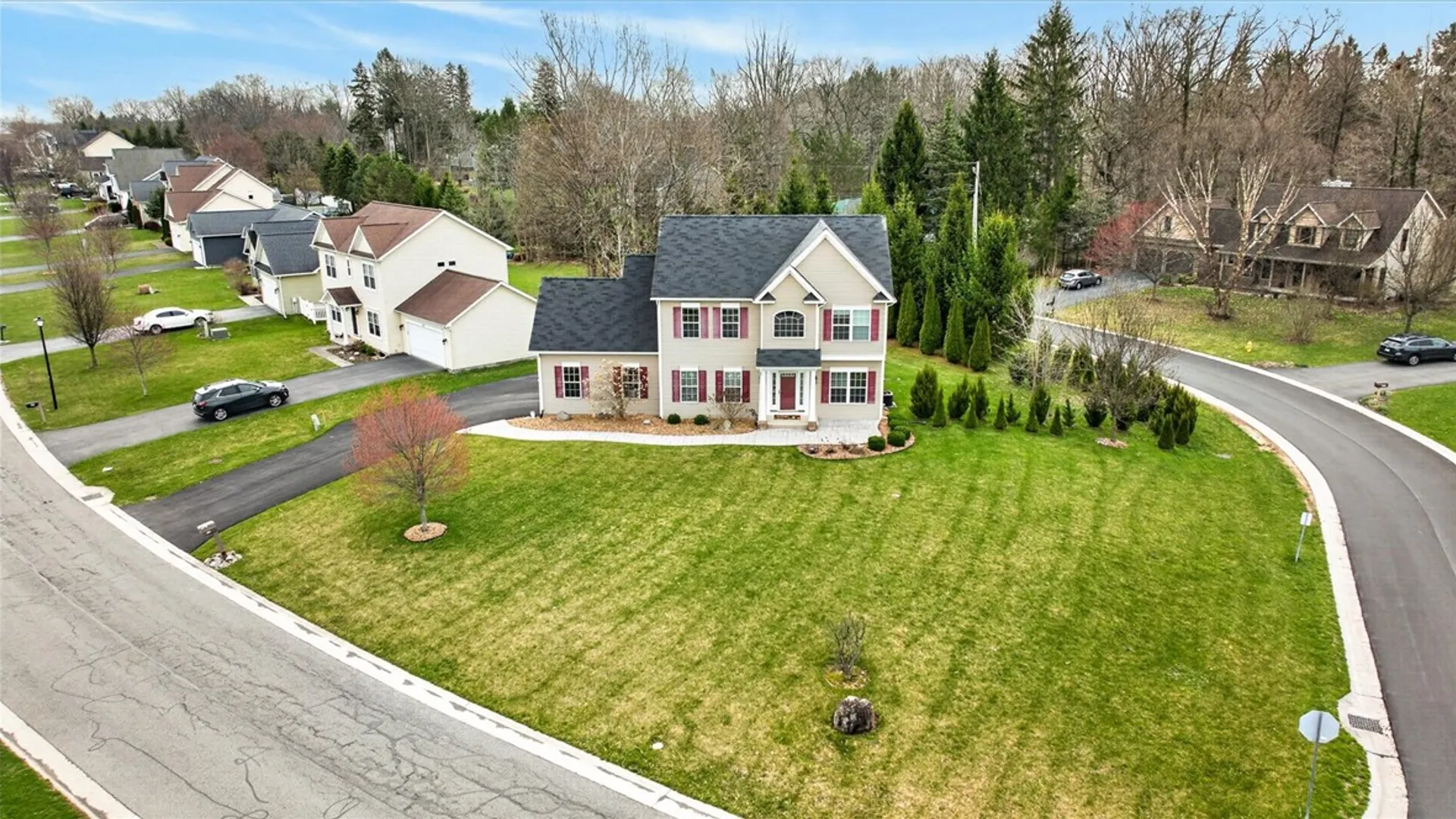 Property at 111 York Bay, Henrietta, NY 14586 40