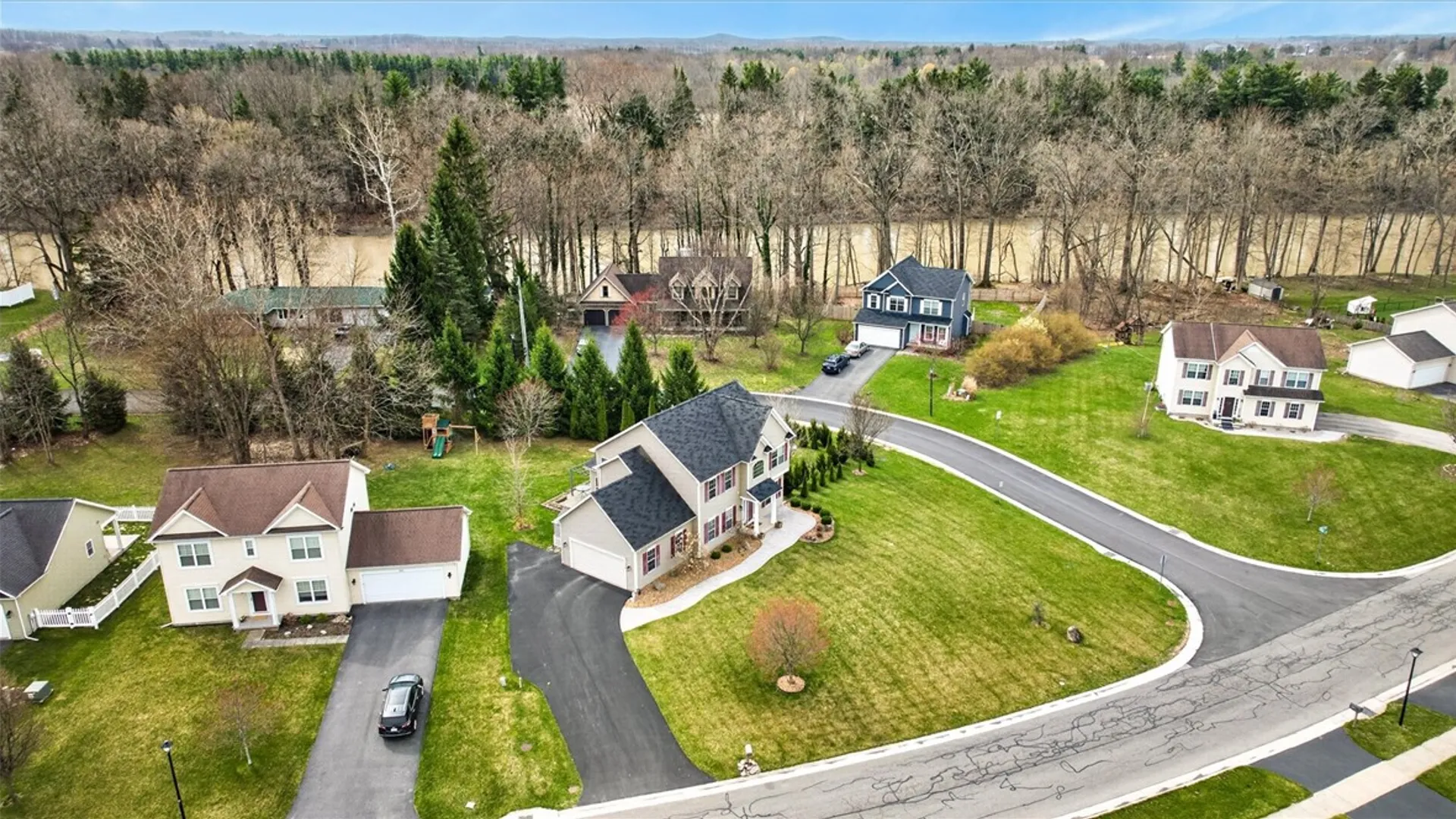 Property at 111 York Bay, Henrietta, NY 14586 42