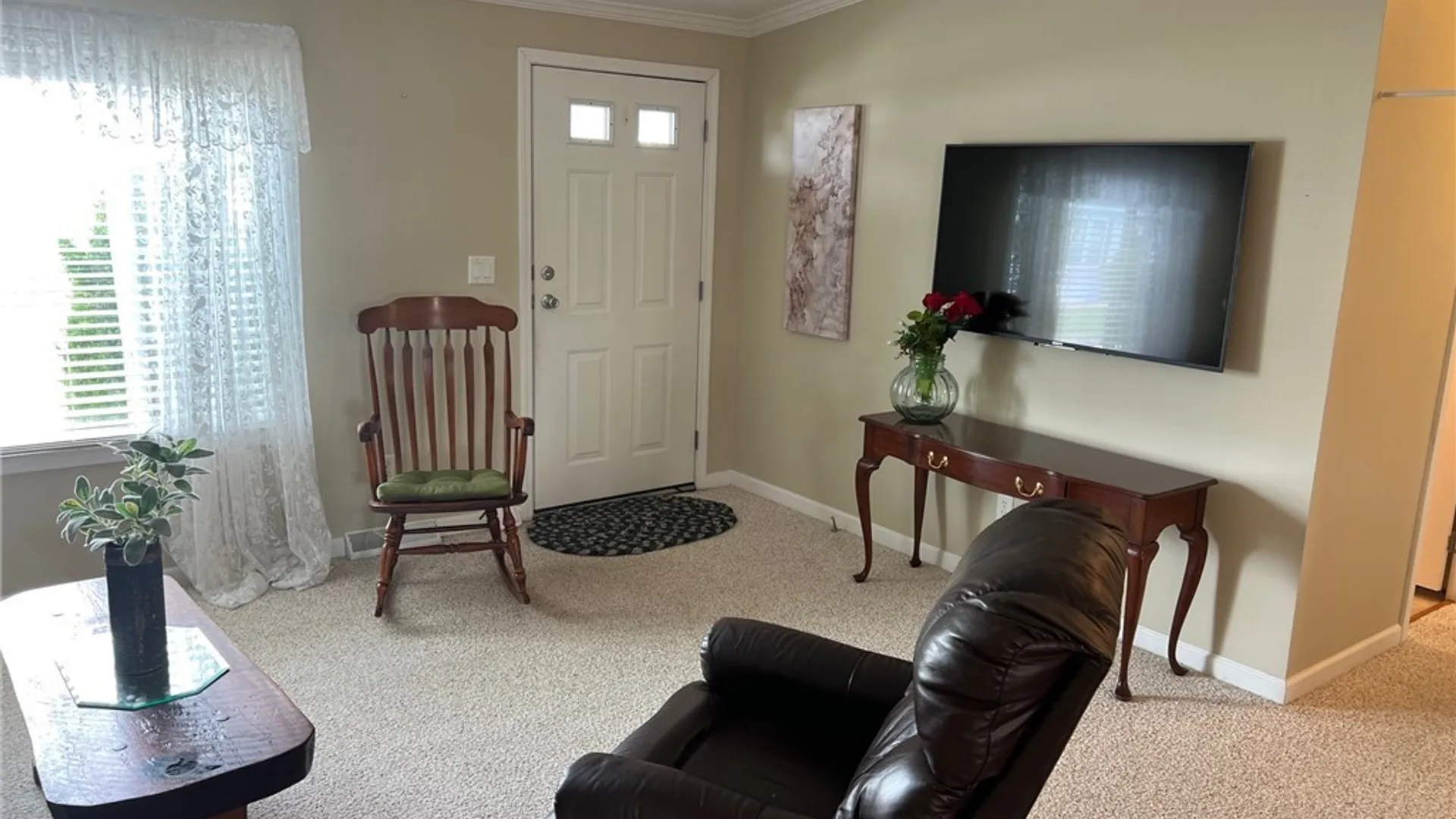 Property at 8 MAJESTIC LN, New Hartford, NY 13413 14