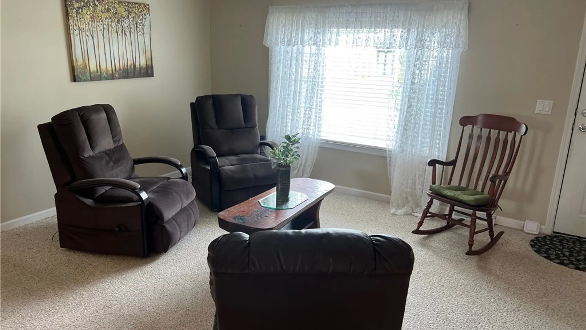 Property at 8 MAJESTIC LN, New Hartford, NY 13413 15
