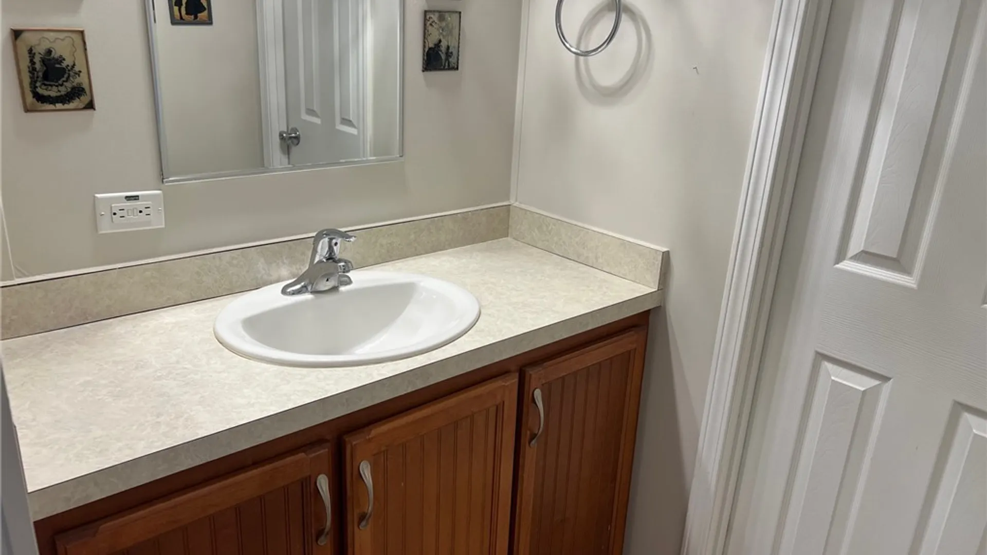 Property at 8 MAJESTIC LN, New Hartford, NY 13413 26
