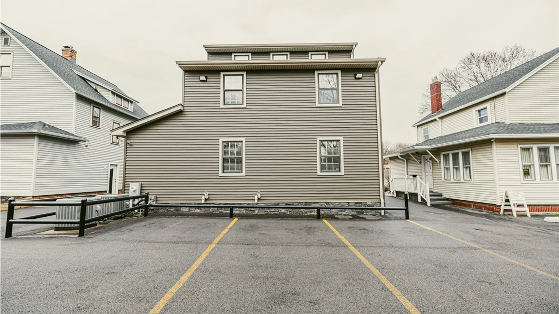 Property at 1507 Monroe Avenue, Brighton, NY 14618 37