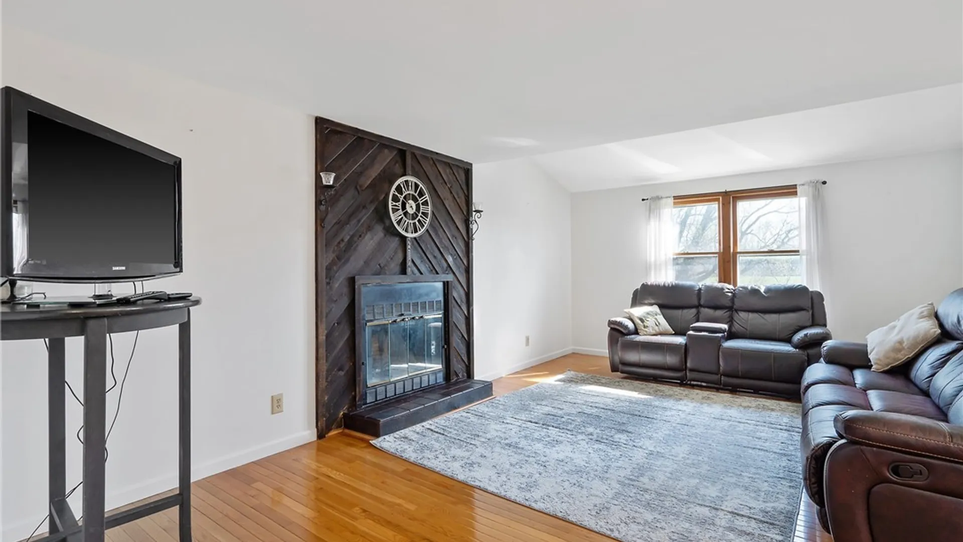 Property at 105 Mercury Circle, Salina, NY 13088 15