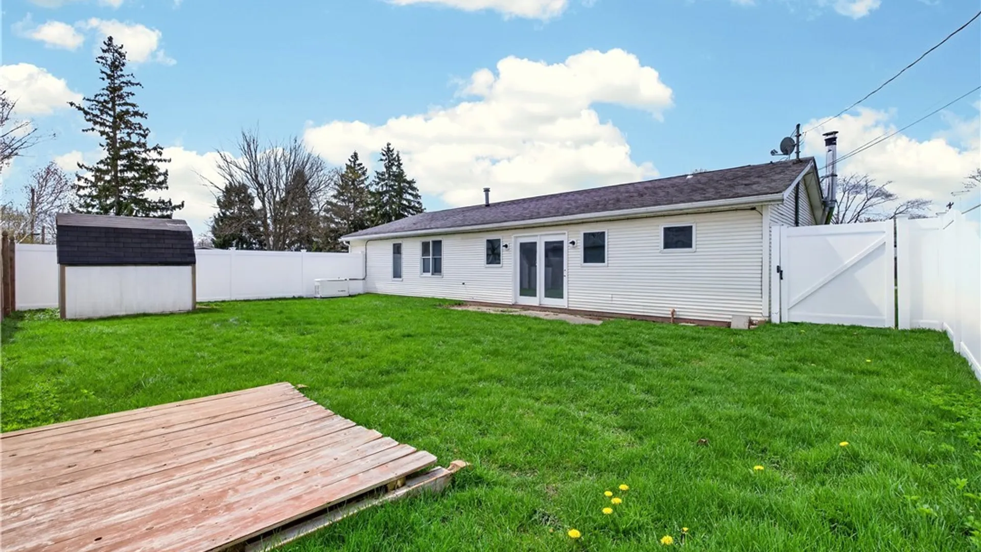 Property at 31 Albert Street, Cheektowaga, NY 14043 6