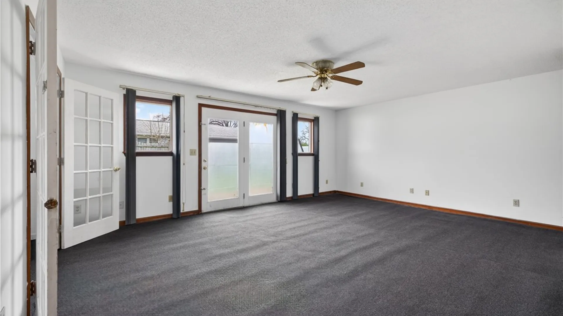 Property at 31 Albert Street, Cheektowaga, NY 14043 9