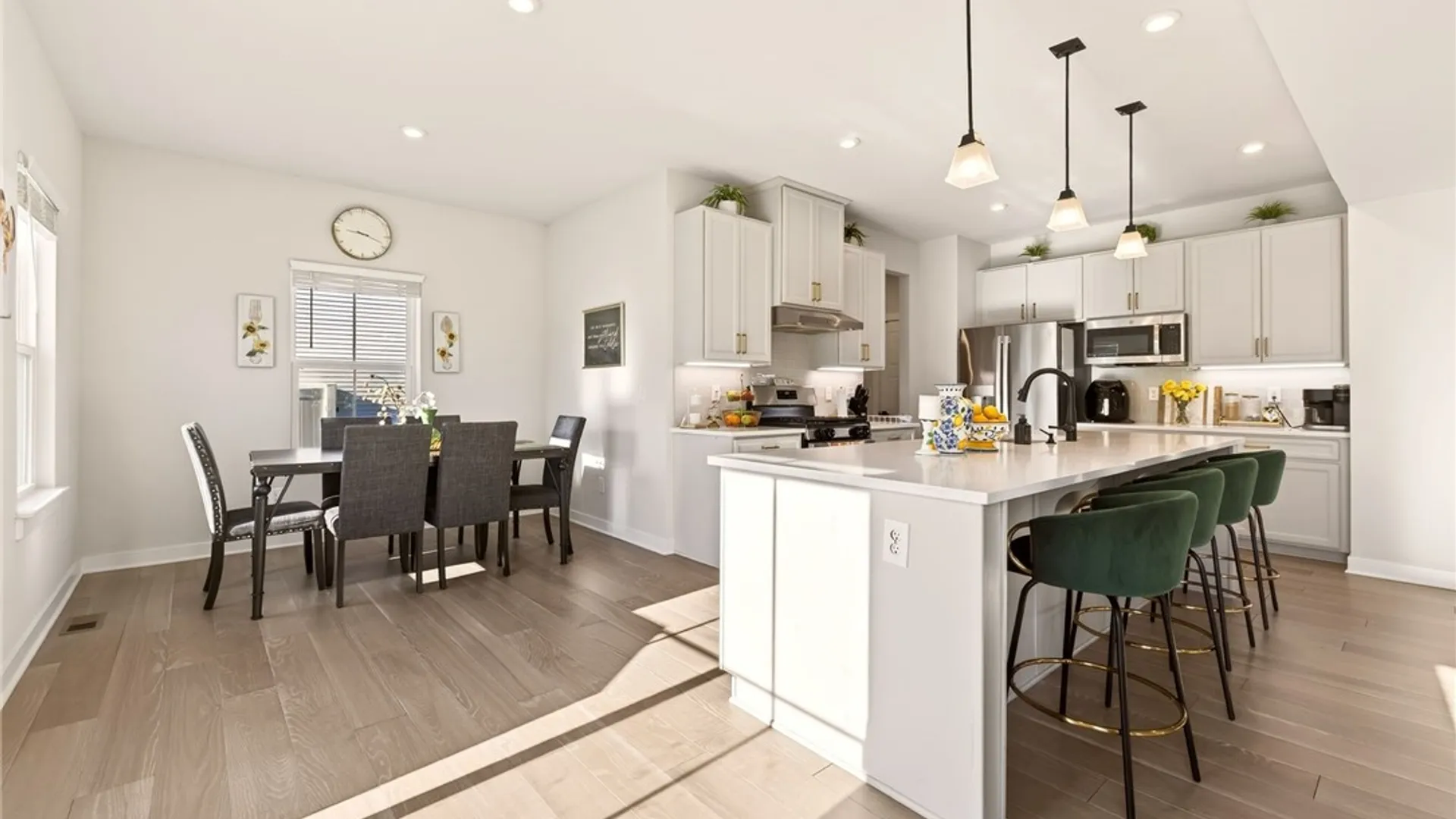 Property at 47 Robert Michaels Run, Penfield, NY 14526 6