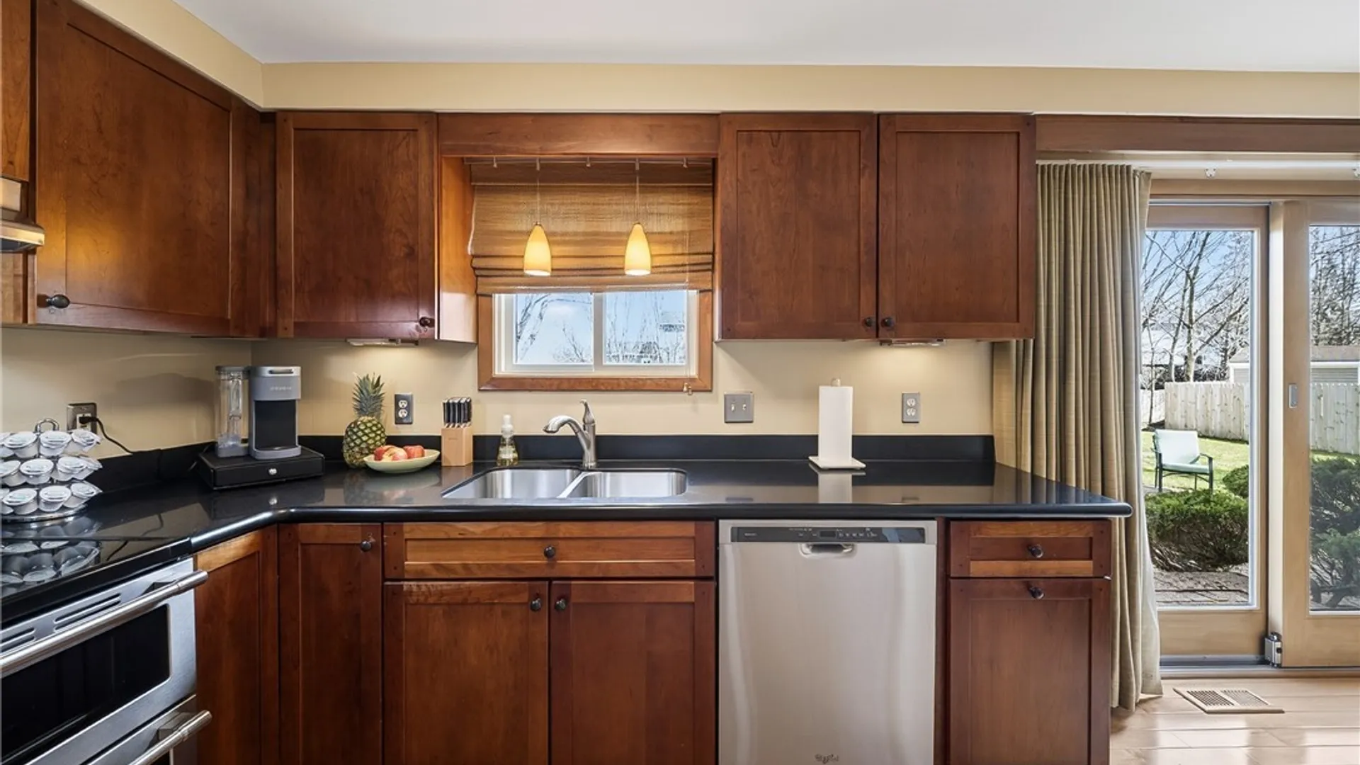 Property at 8598 Nazareth Drive, Cicero, NY 13039 5