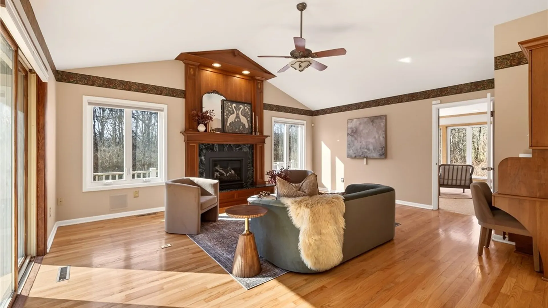 Property at 32 Stone Island Lane, Penfield, NY 14526 15