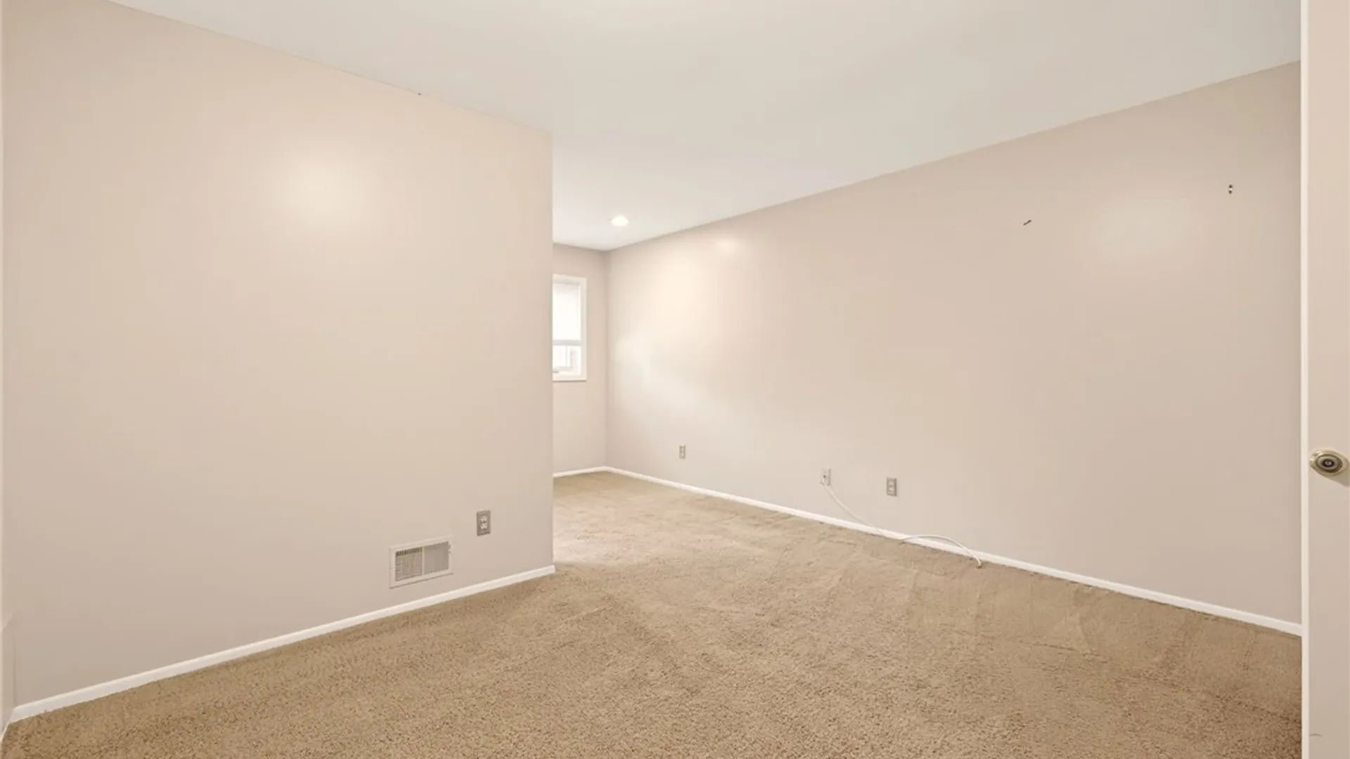 Property at 32 Stone Island Lane, Penfield, NY 14526 31