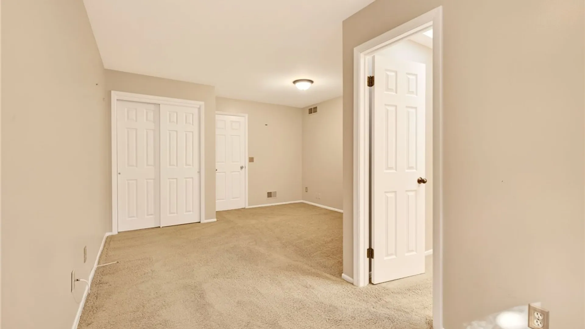 Property at 32 Stone Island Lane, Penfield, NY 14526 32