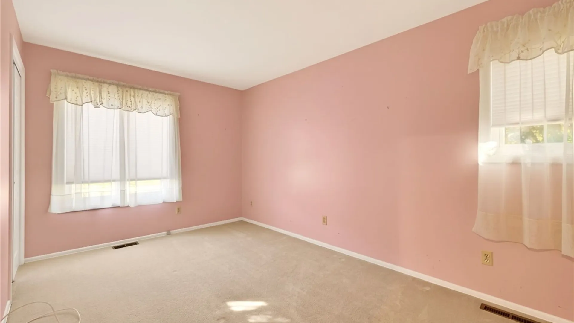 Property at 32 Stone Island Lane, Penfield, NY 14526 36