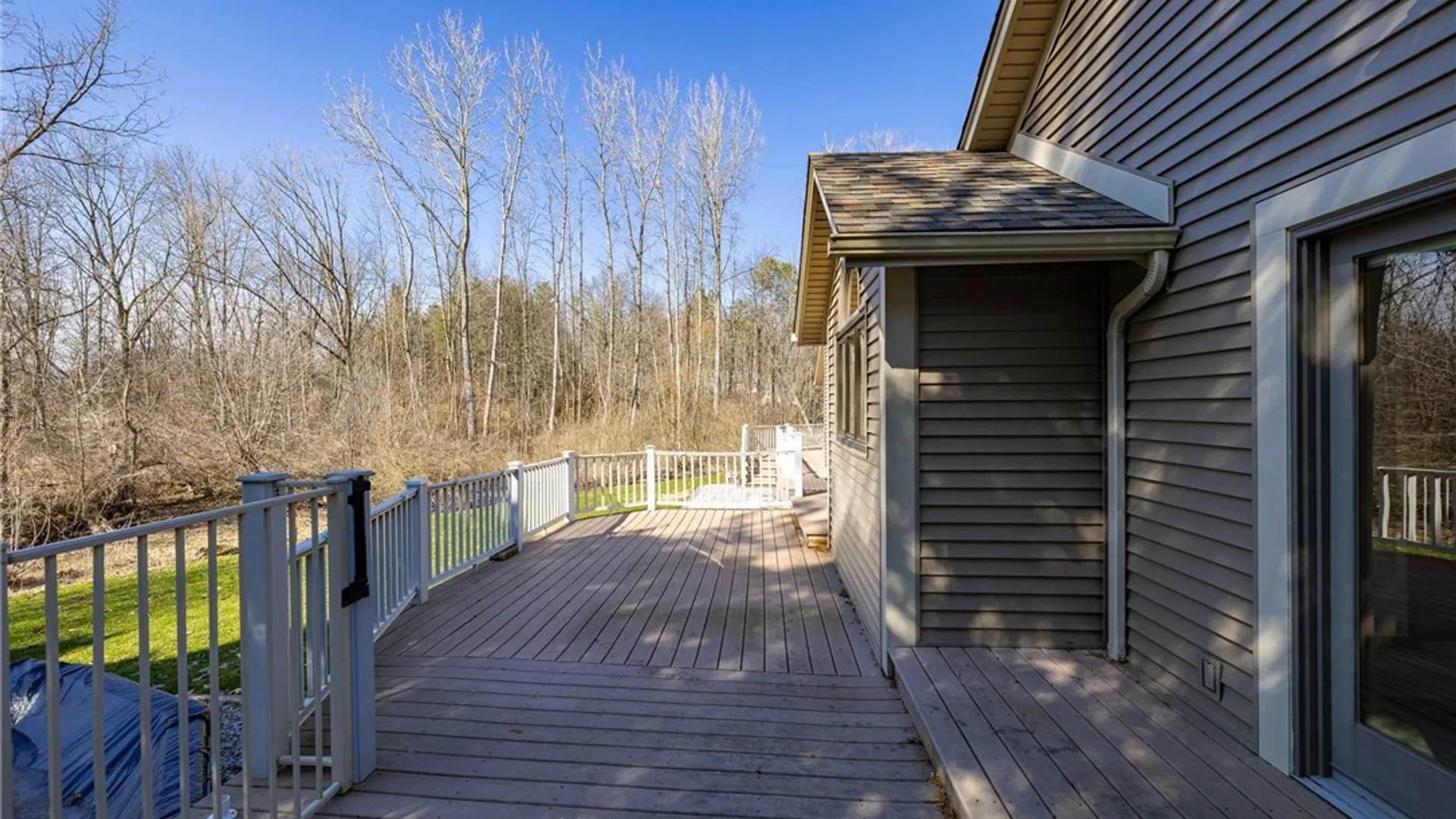 Property at 32 Stone Island Lane, Penfield, NY 14526 44