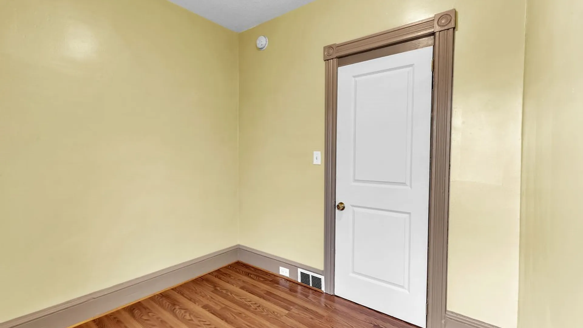 Property at 1319 15th Street, Niagara Falls, NY 14301 16
