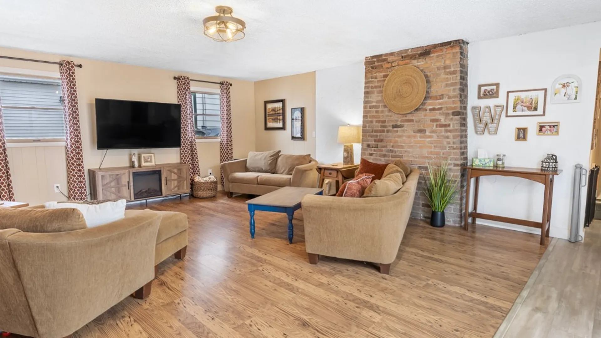 Property at 1712 Blossom Road, Brighton, NY 14610 6