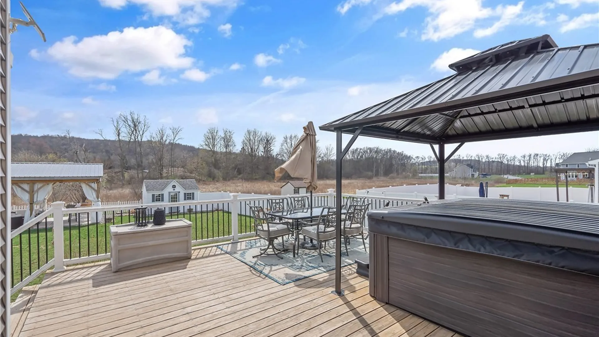 Property at 8815 Quarter Horse, Manlius, NY 13037 40