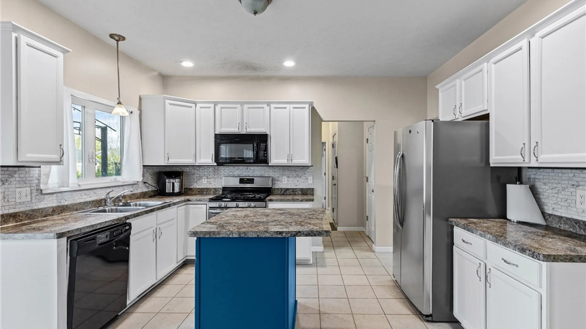 Property at 556 Melwood Drive, Greece, NY 14626 19