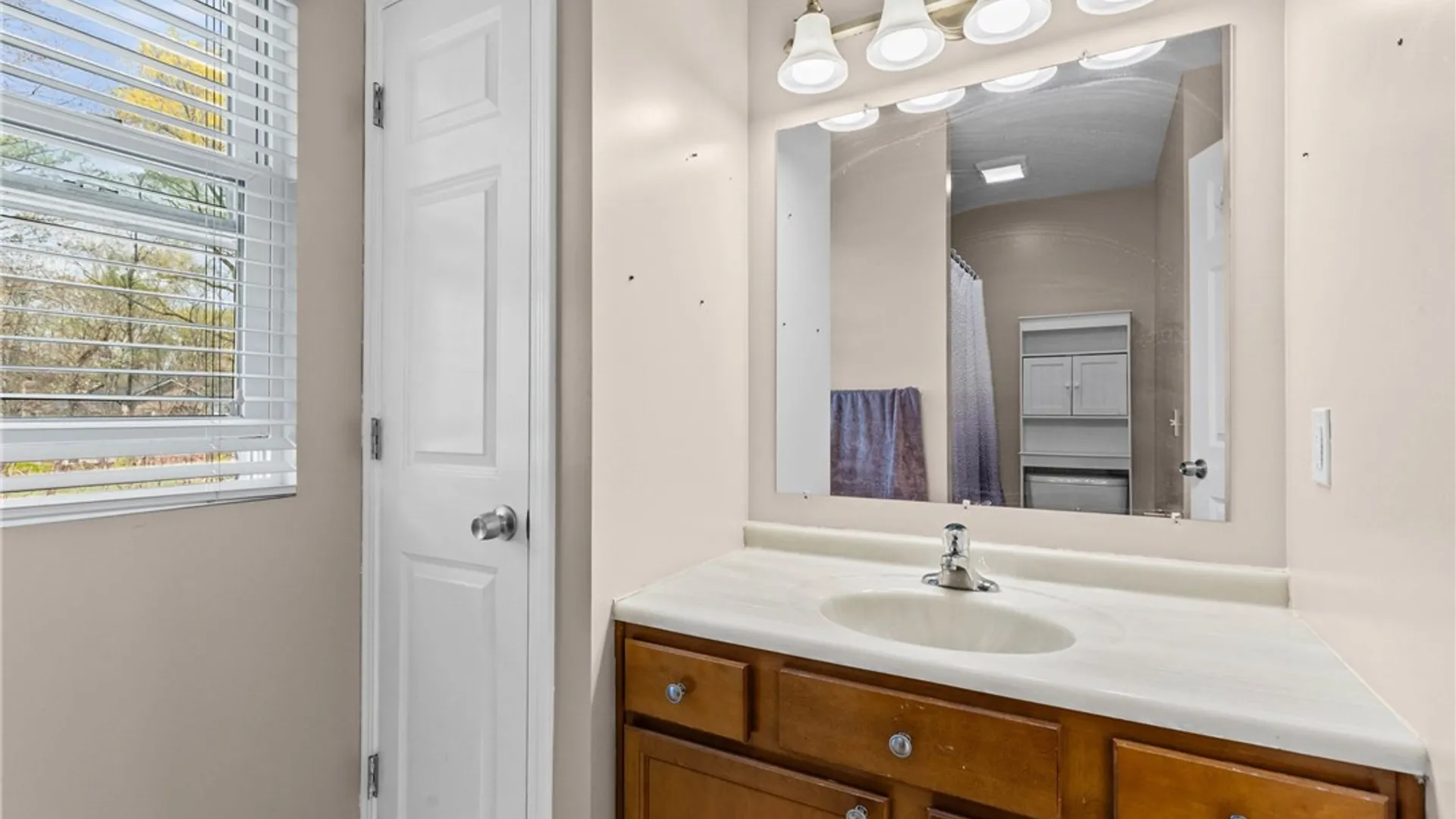 Property at 556 Melwood Drive, Greece, NY 14626 27