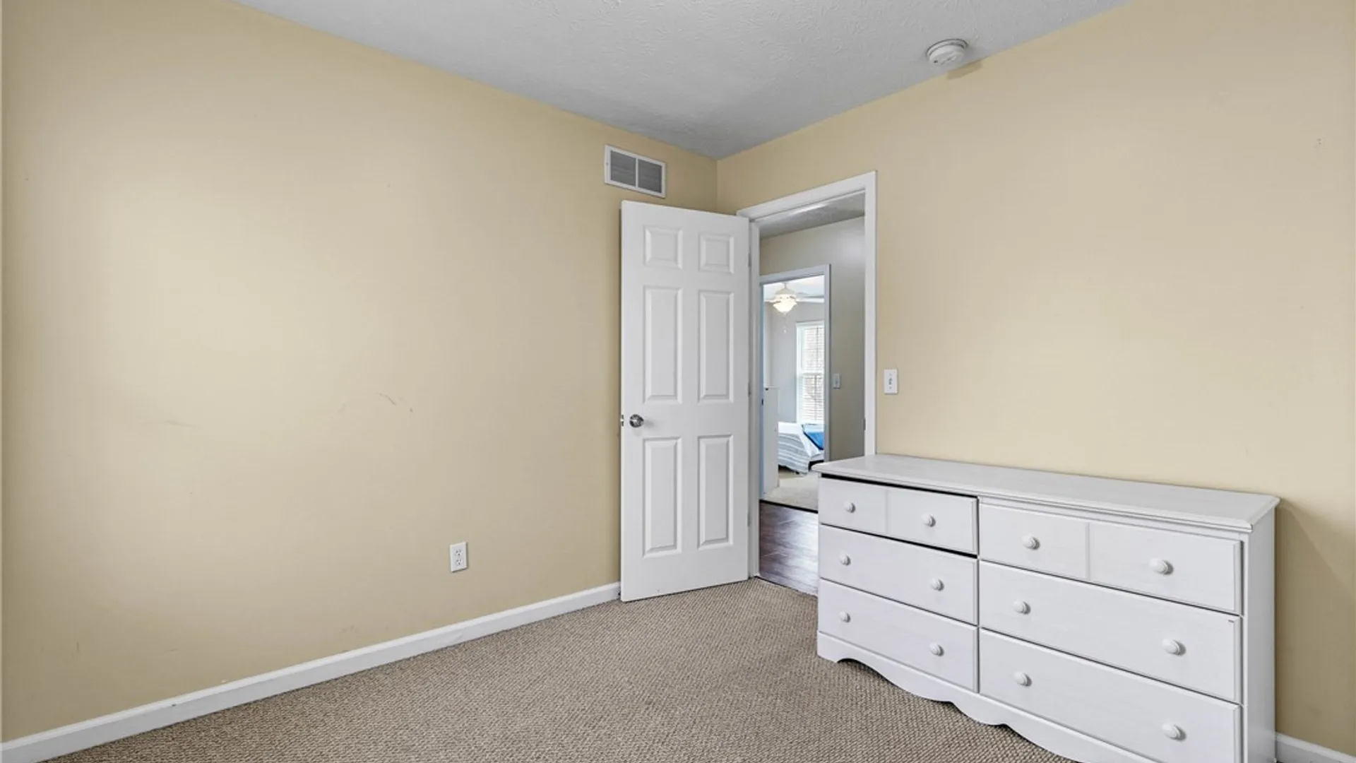 Property at 556 Melwood Drive, Greece, NY 14626 33