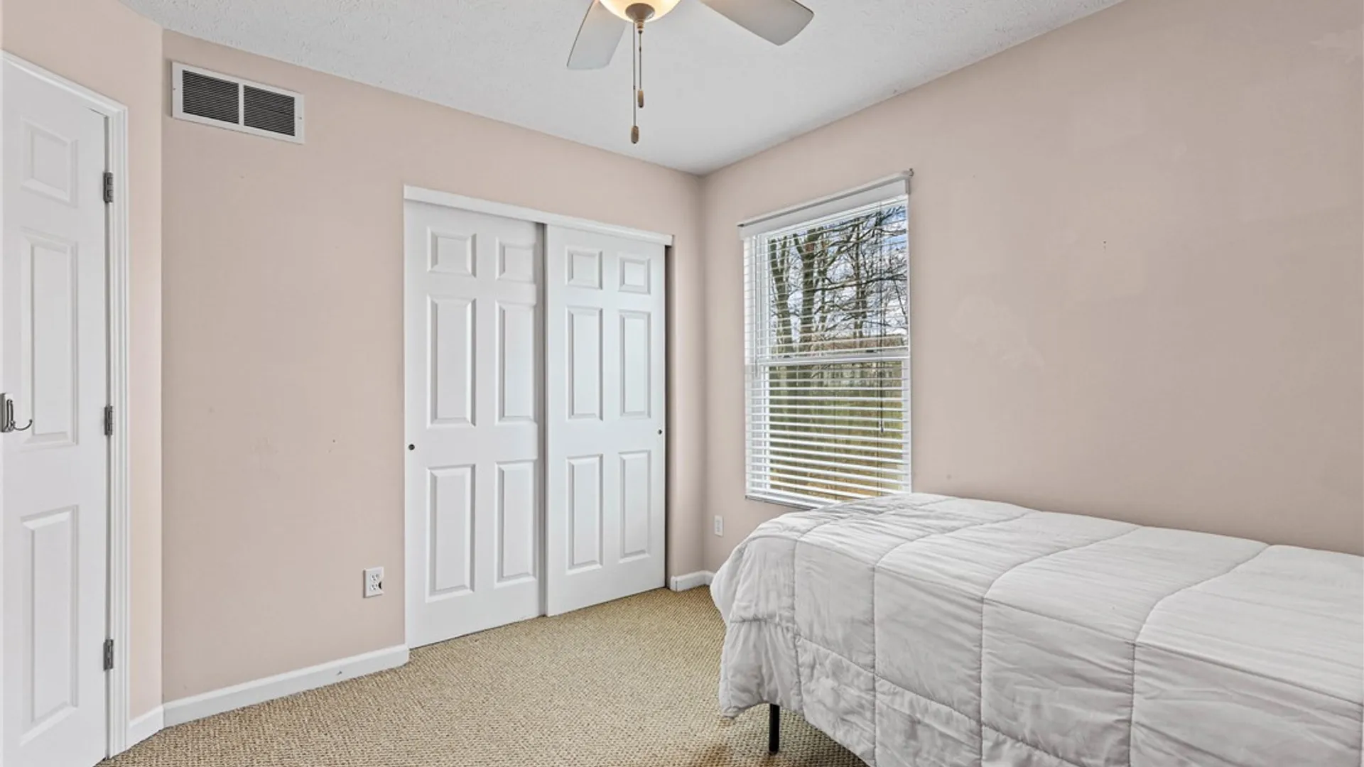 Property at 556 Melwood Drive, Greece, NY 14626 36