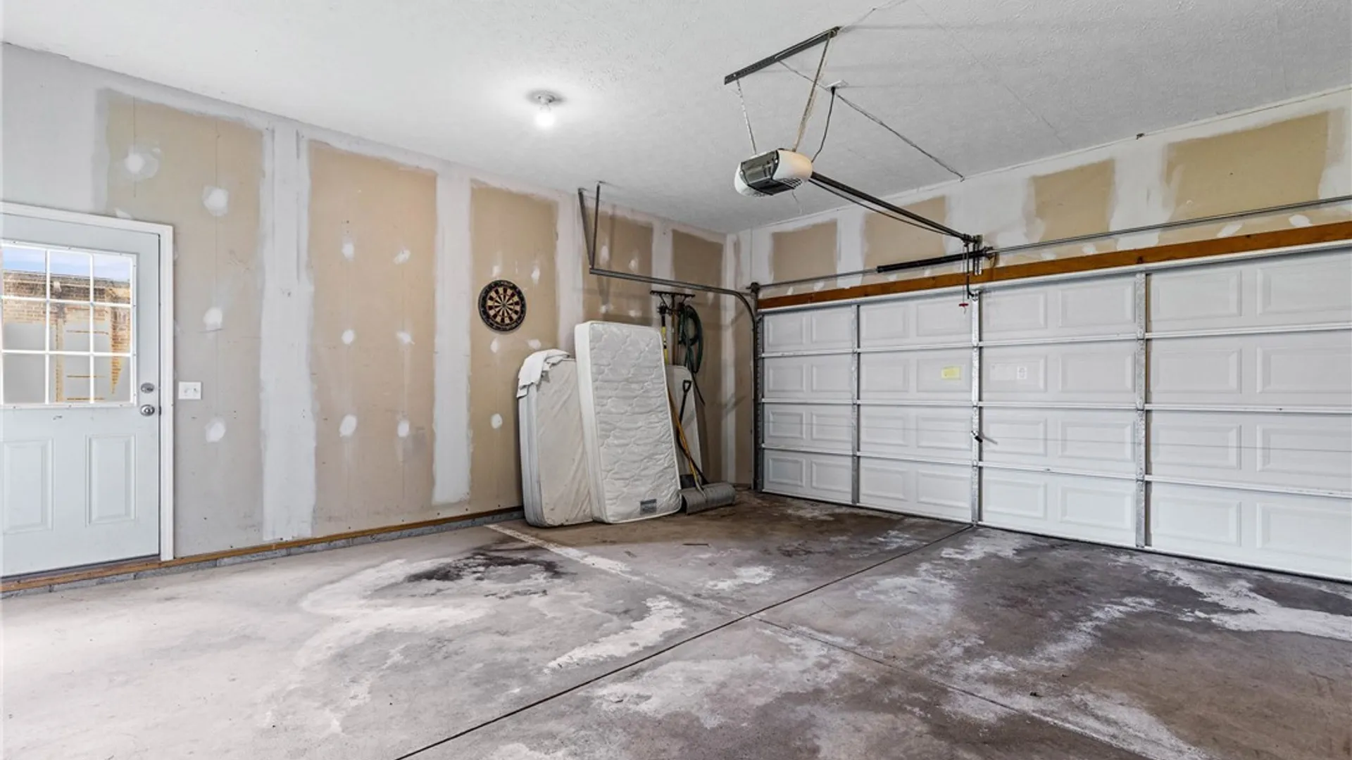 Property at 556 Melwood Drive, Greece, NY 14626 40