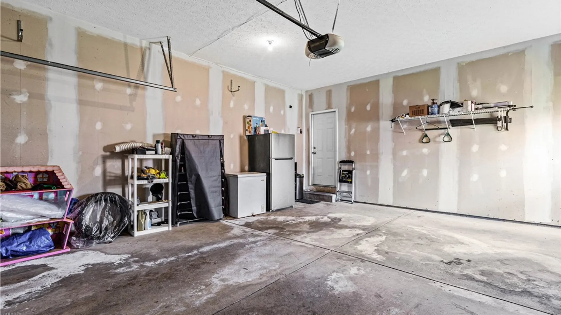 Property at 556 Melwood Drive, Greece, NY 14626 41