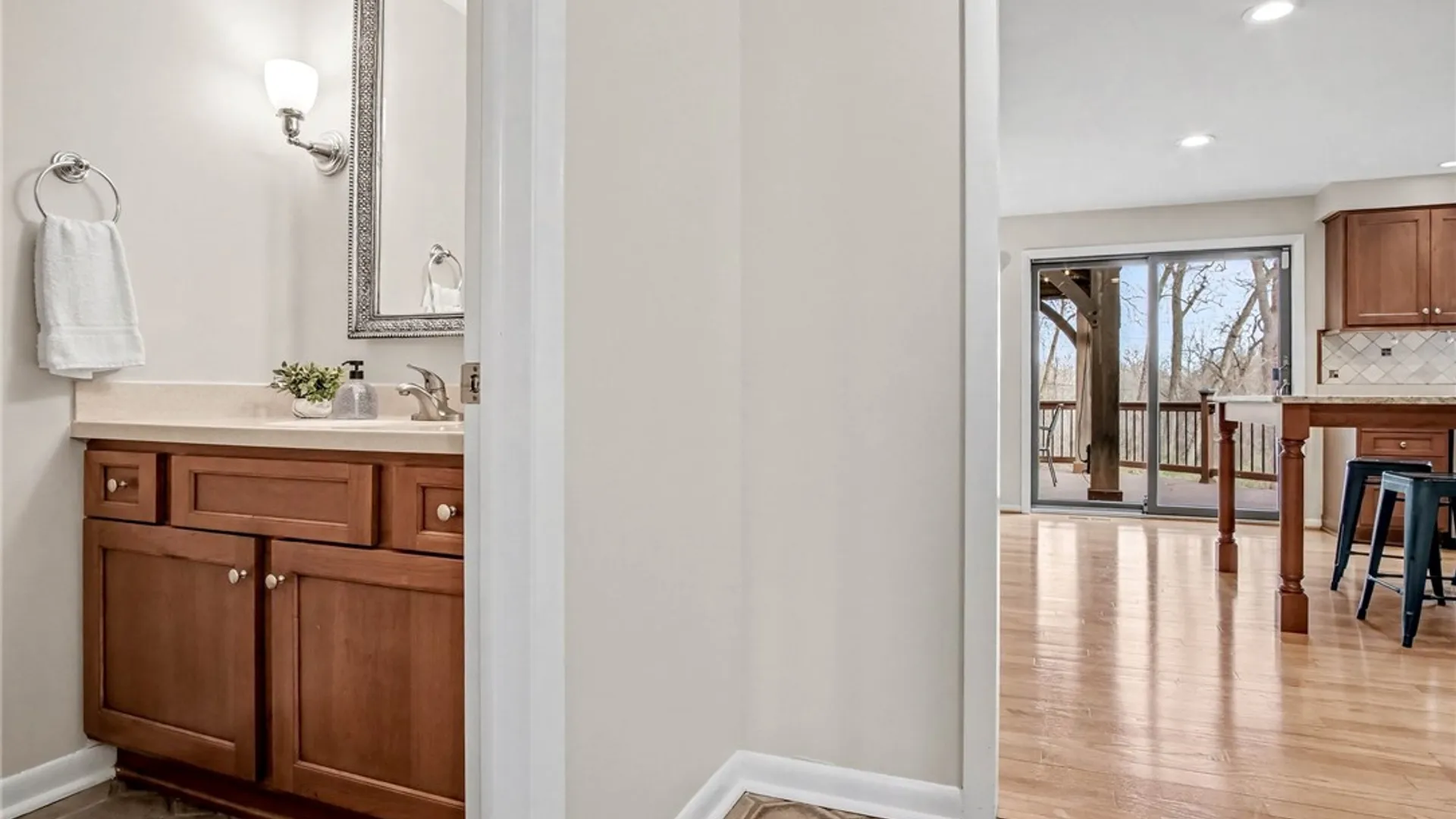 Property at 34 Framingham Ln, Pittsford, NY 14534 13