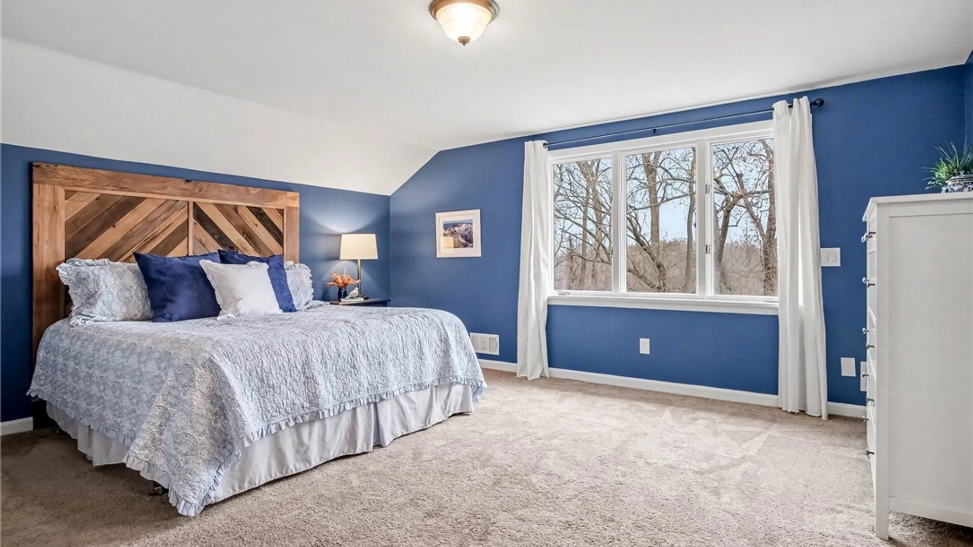 Property at 34 Framingham Ln, Pittsford, NY 14534 17