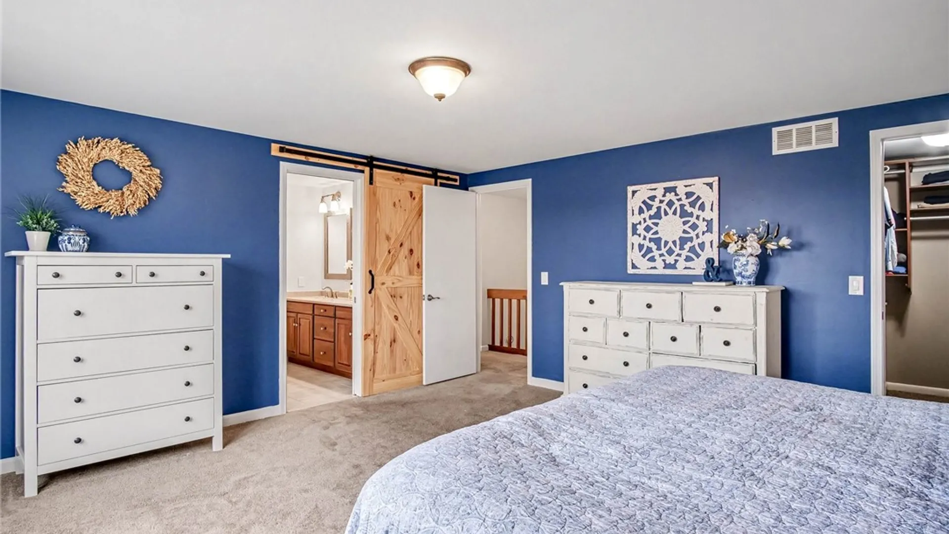 Property at 34 Framingham Ln, Pittsford, NY 14534 18