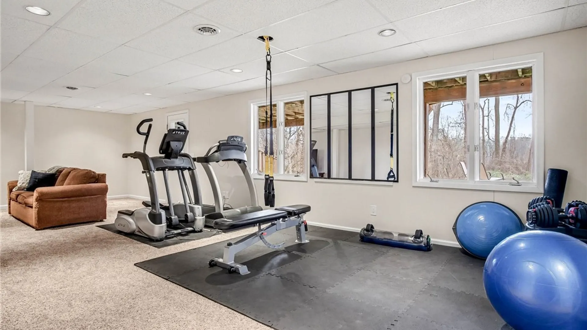 Property at 34 Framingham Ln, Pittsford, NY 14534 28
