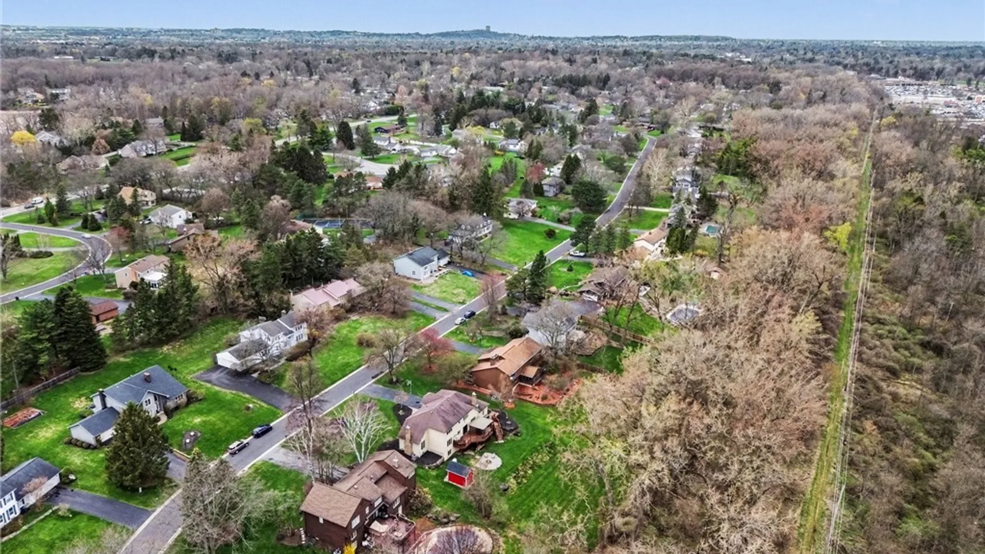 Property at 34 Framingham Ln, Pittsford, NY 14534 41