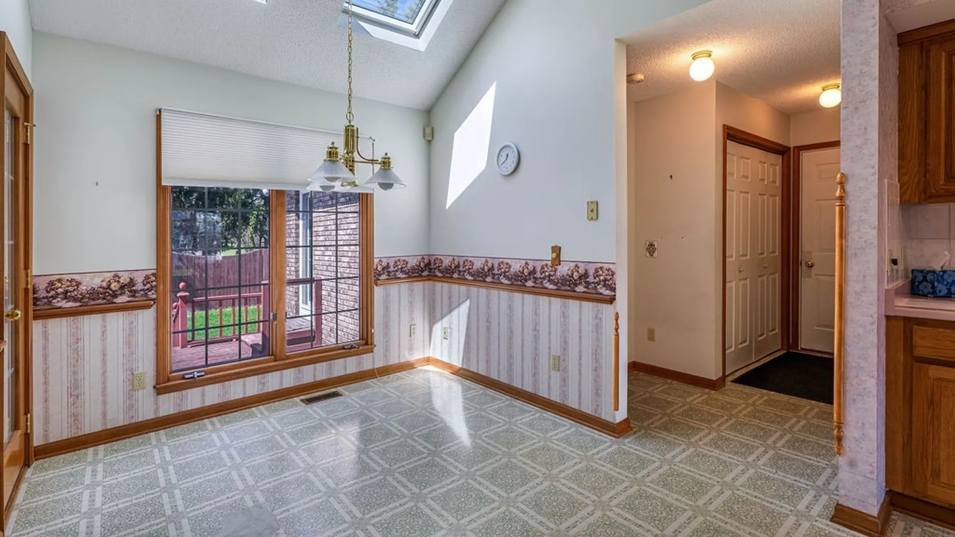 Property at 5532 Twilight Lane, Lockport Town, NY 14094 12