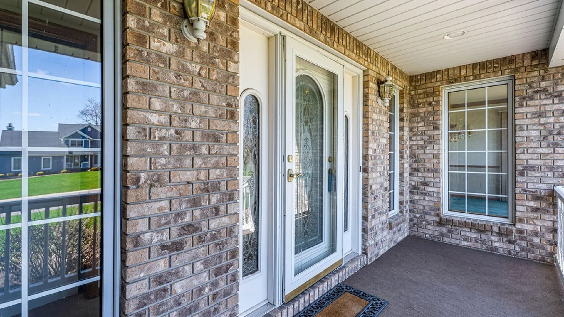 Property at 5532 Twilight Lane, Lockport Town, NY 14094 4