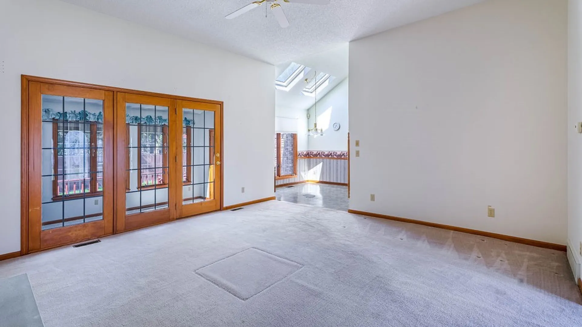 Property at 5532 Twilight Lane, Lockport Town, NY 14094 8