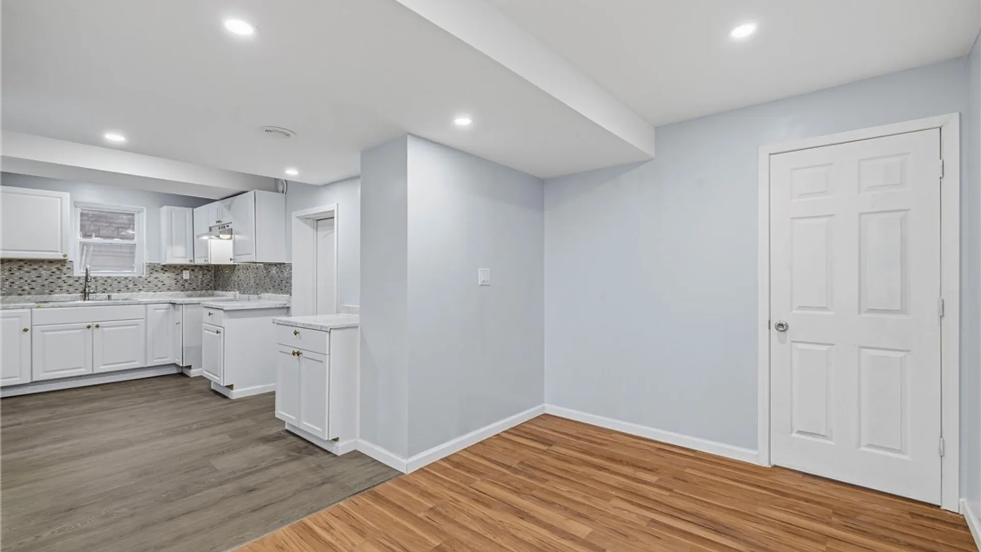 Property at 6 Palos Place, Buffalo, NY 14215 10