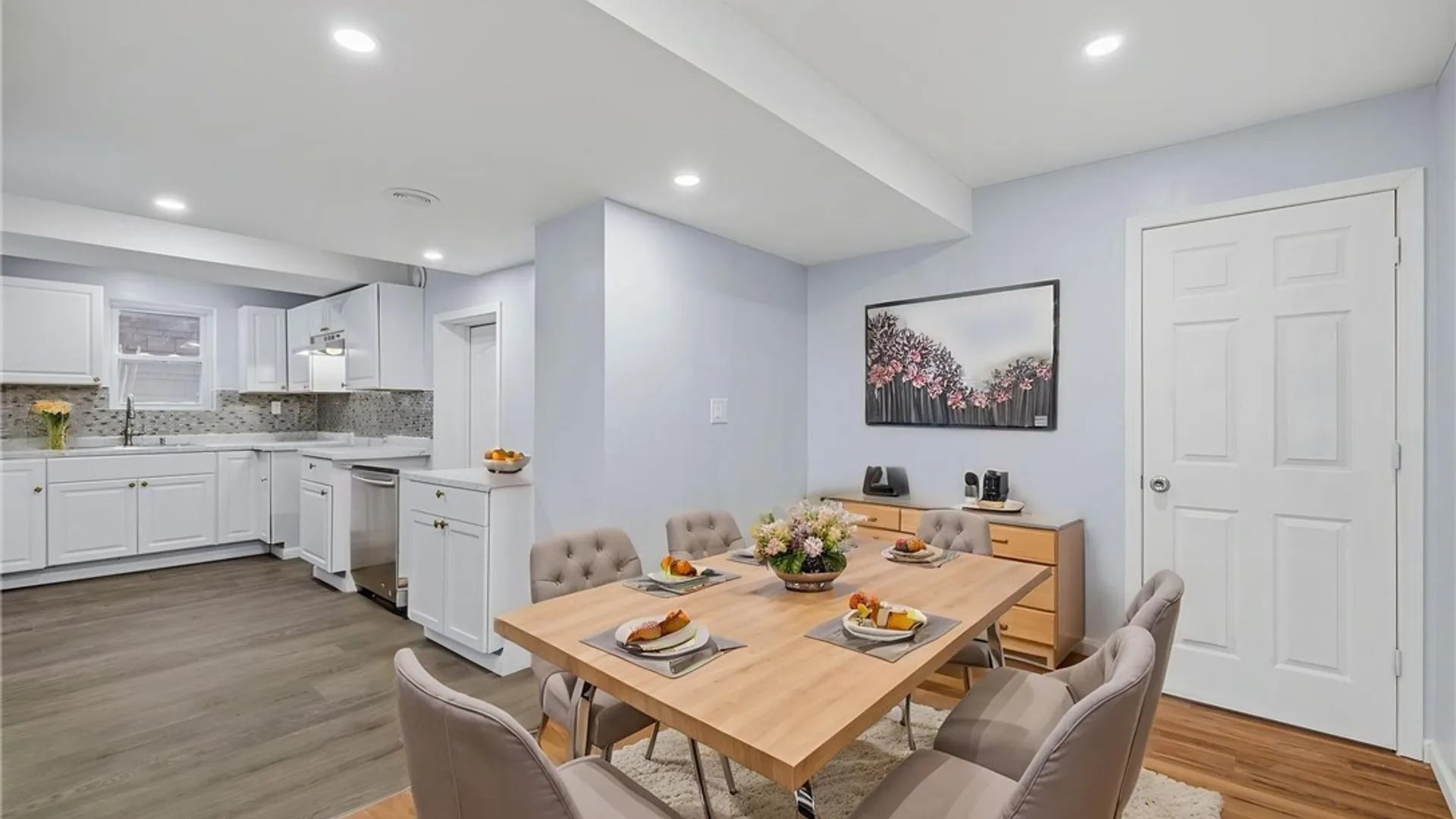 Property at 6 Palos Place, Buffalo, NY 14215 11