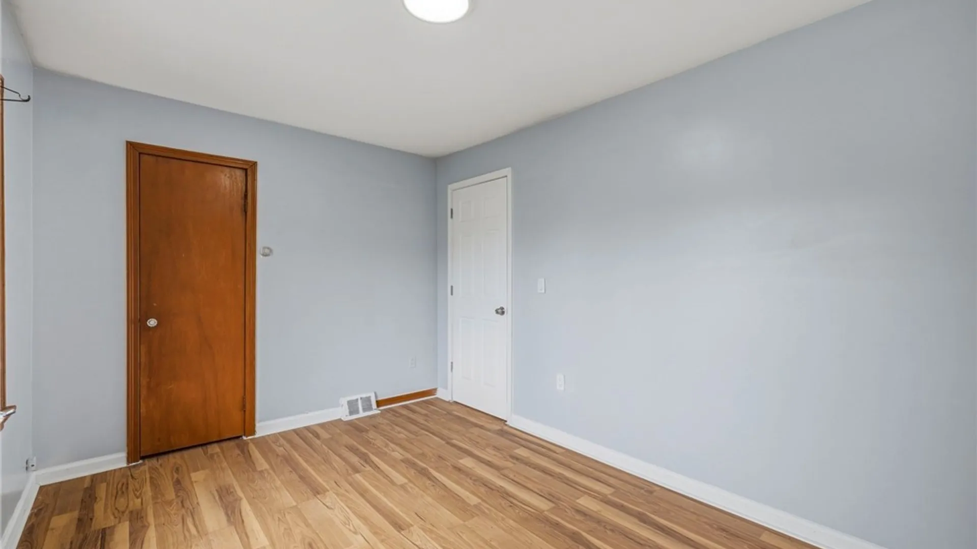 Property at 6 Palos Place, Buffalo, NY 14215 28