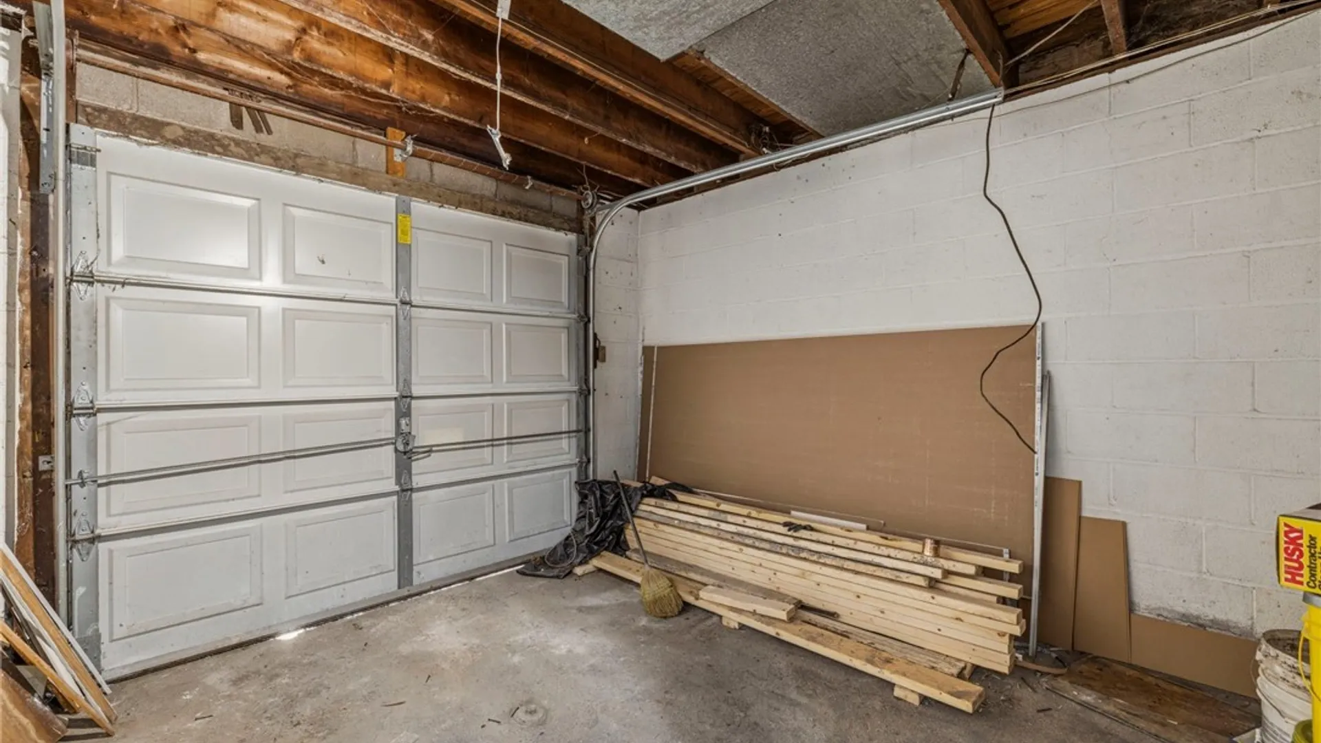 Property at 6 Palos Place, Buffalo, NY 14215 39