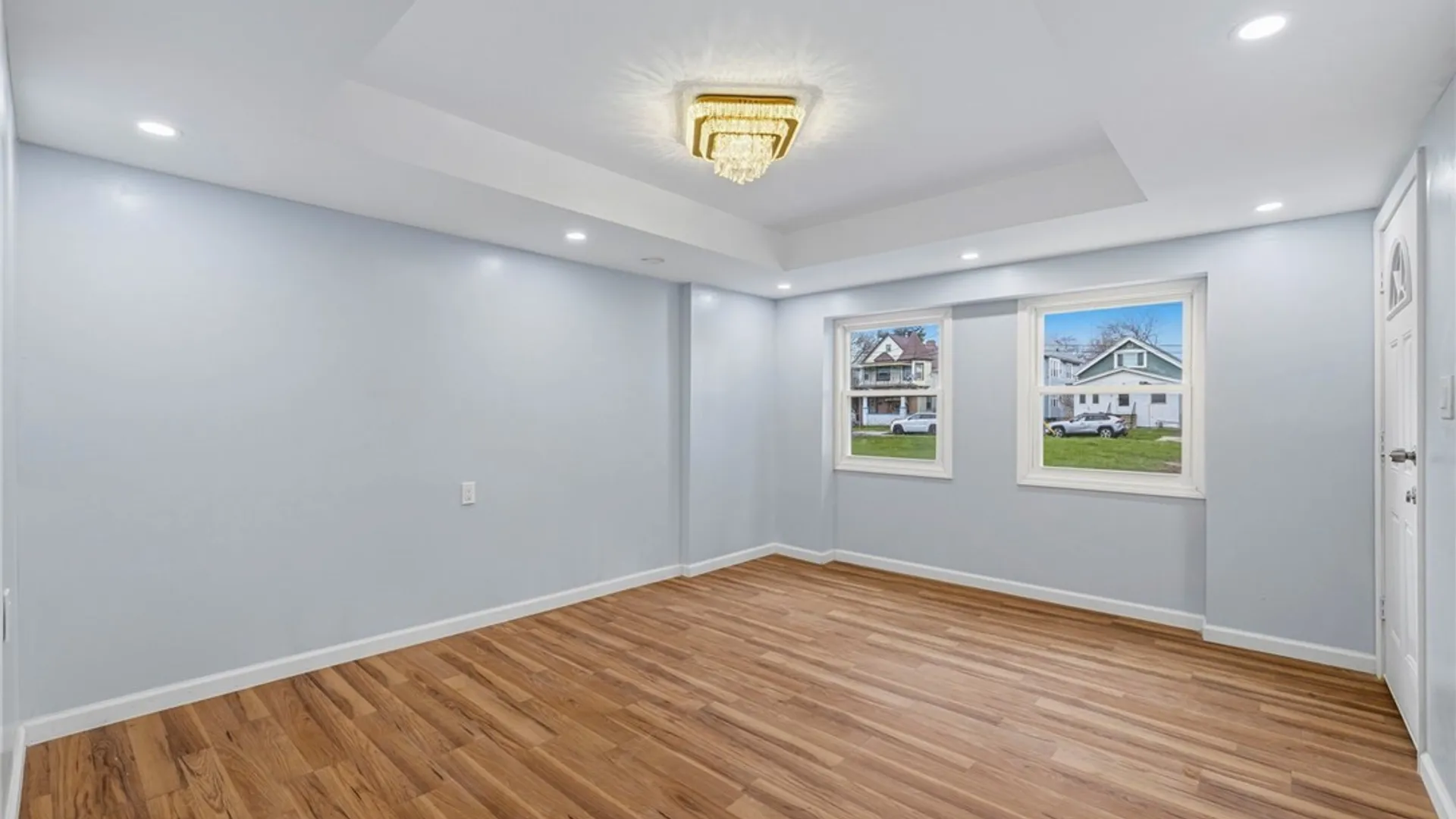 Property at 6 Palos Place, Buffalo, NY 14215 7