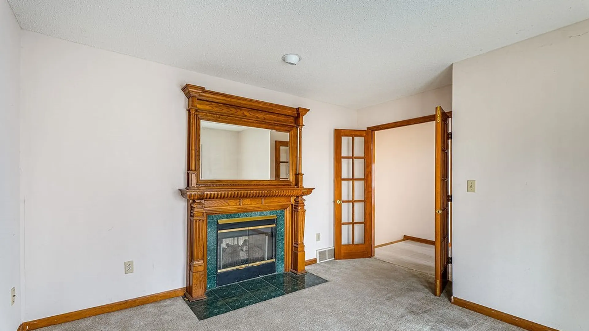 Property at 8116 Floss Lane, Clarence, NY 14051 10