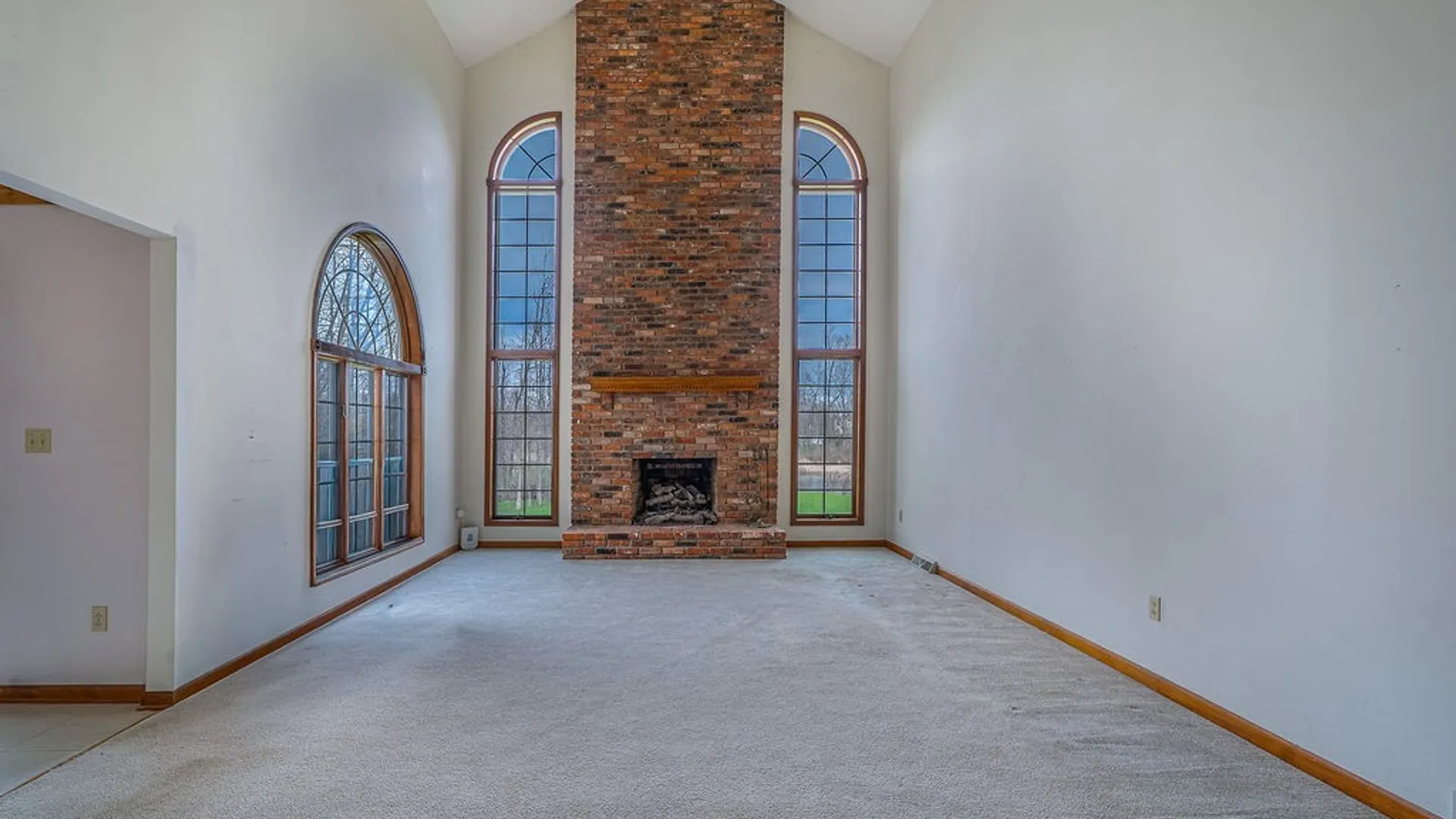 Property at 8116 Floss Lane, Clarence, NY 14051 5