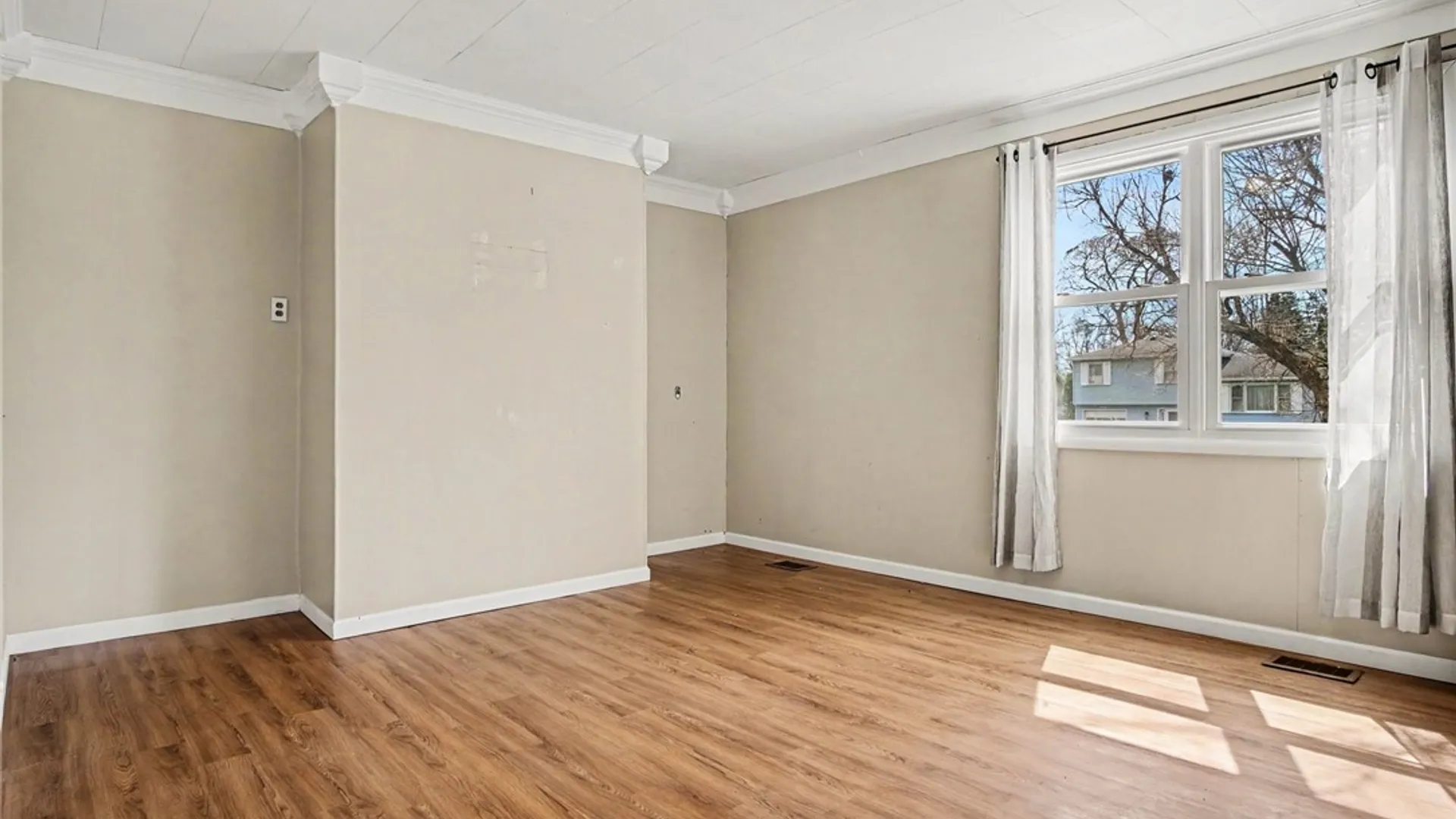 Property at 48 Chester Avenue, Chili, NY 14623 13