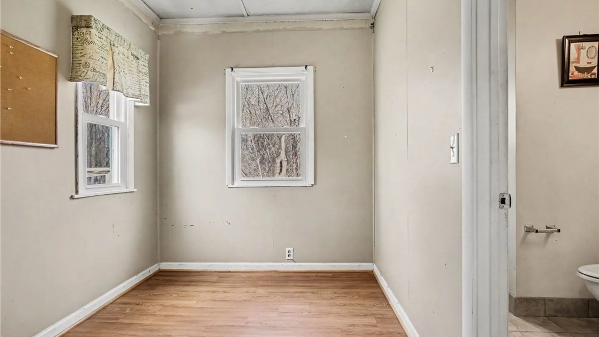 Property at 48 Chester Avenue, Chili, NY 14623 16